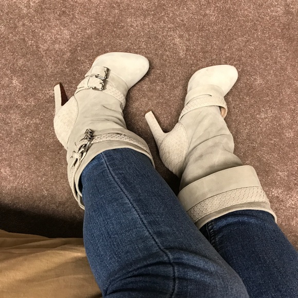 RARE Christian Louboutin Slouch Suede Boots - Picture 3 of 7